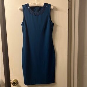 Sleeveless Sheath Dress Beaded Neckline Size Small Elegant Cocktail Work Dress